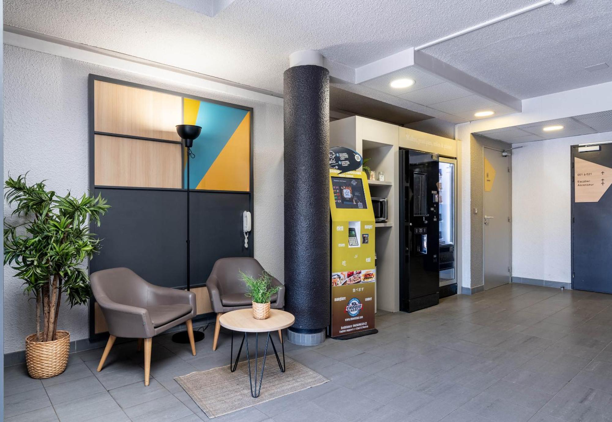 B&B Hotel Lille Lezennes Stade Pierre Mauroy Exterior photo